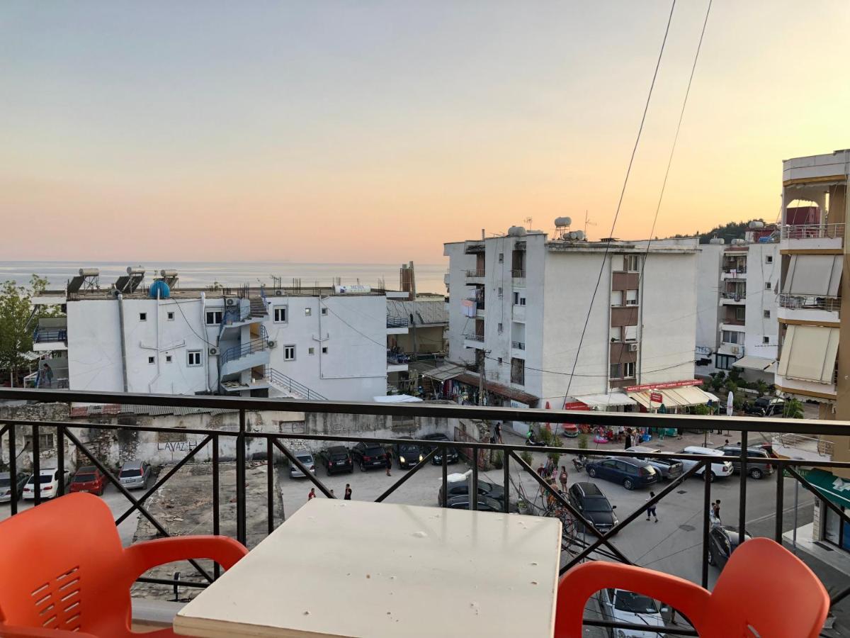 הימארה Center Hotel Pirro מראה חיצוני תמונה