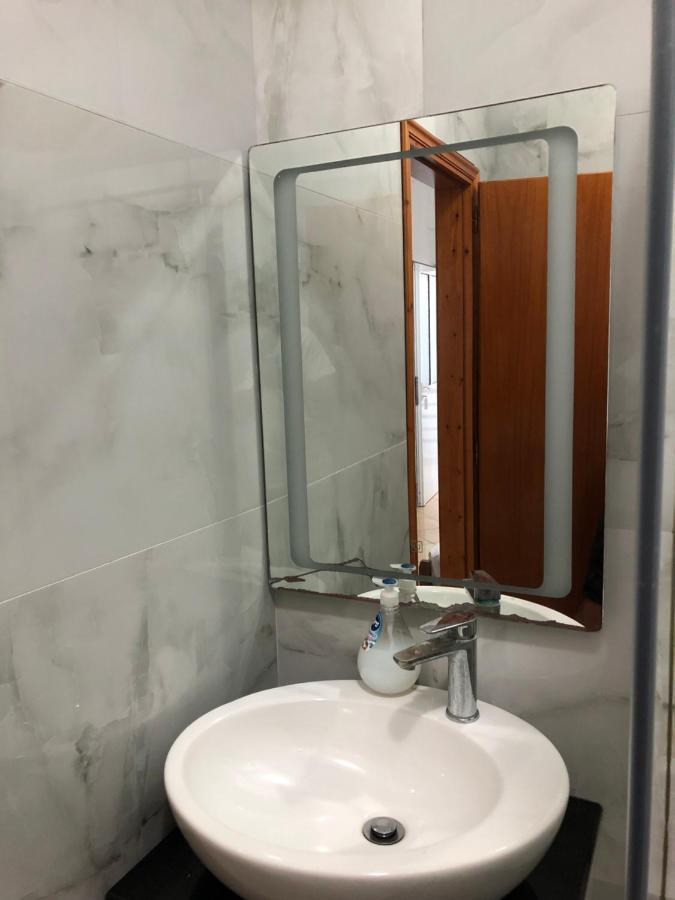 הימארה Center Hotel Pirro מראה חיצוני תמונה