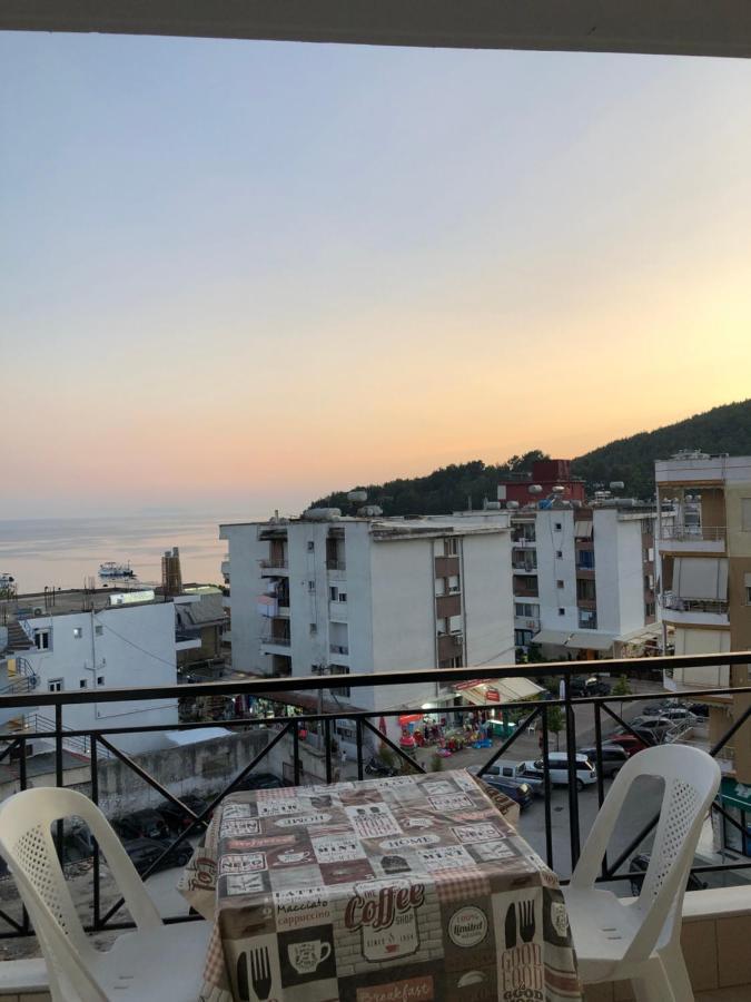 הימארה Center Hotel Pirro מראה חיצוני תמונה