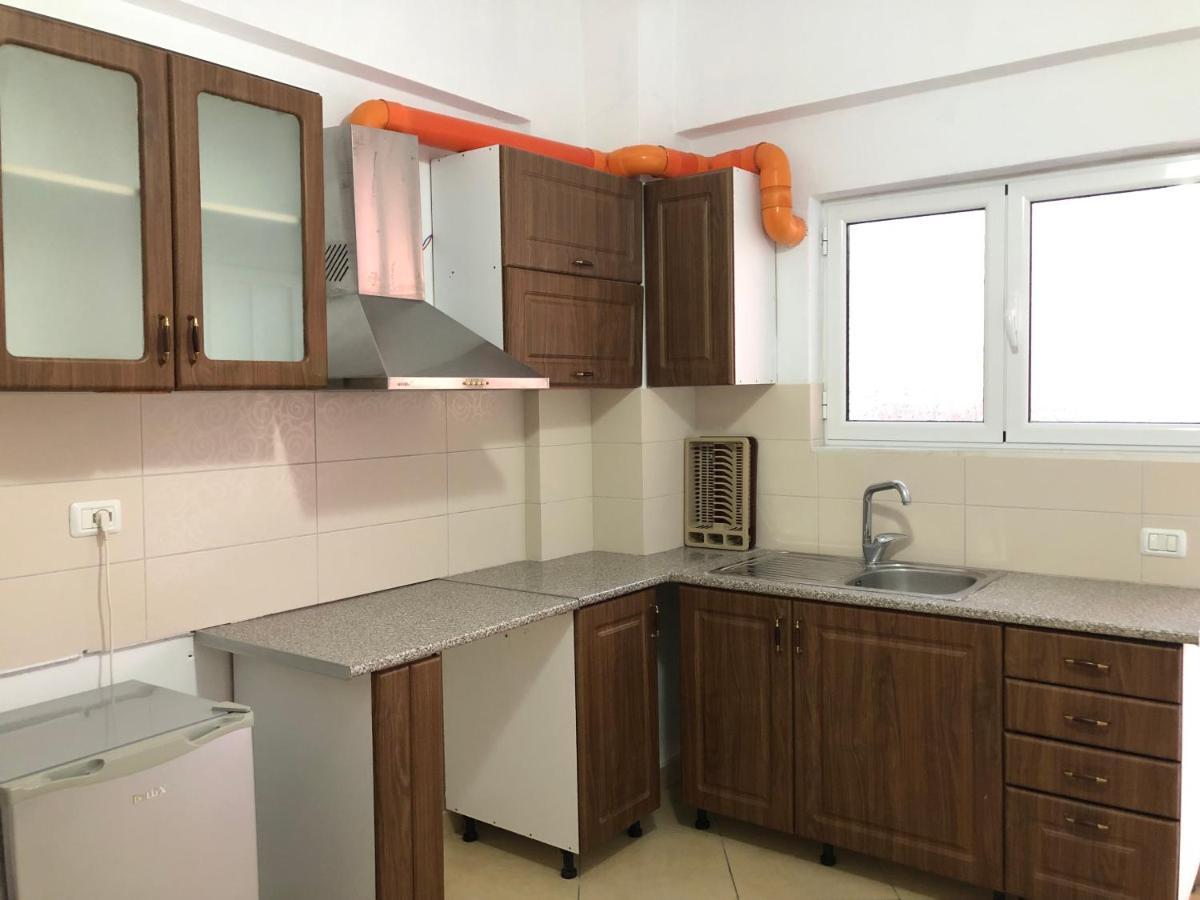 הימארה Center Hotel Pirro מראה חיצוני תמונה
