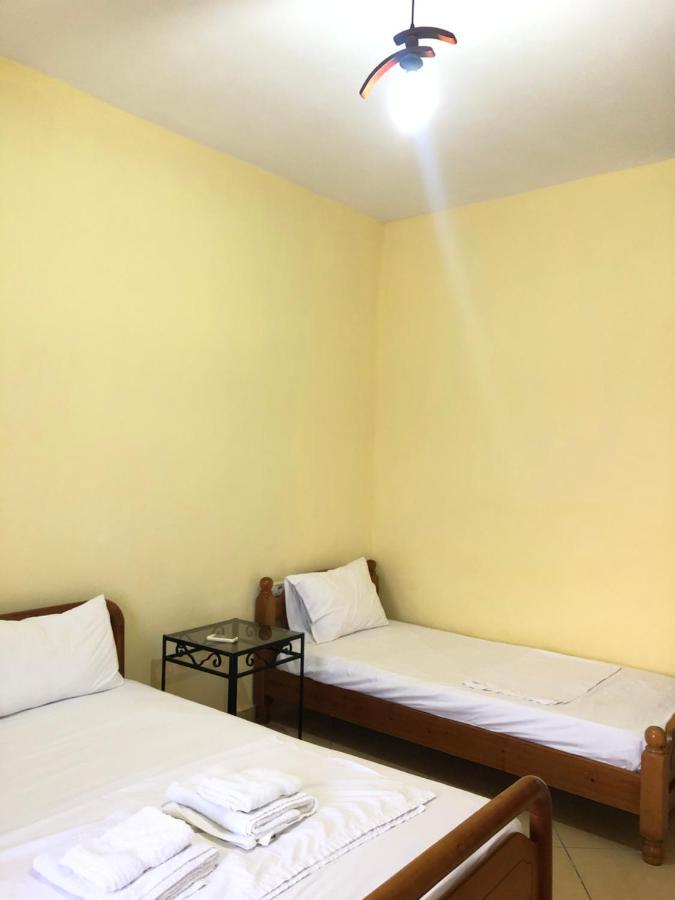 הימארה Center Hotel Pirro מראה חיצוני תמונה