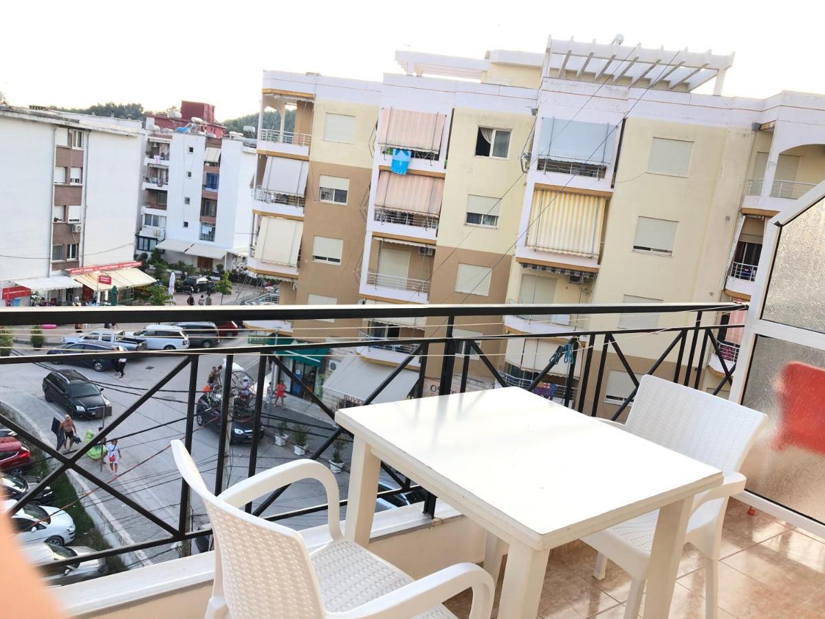 הימארה Center Hotel Pirro מראה חיצוני תמונה