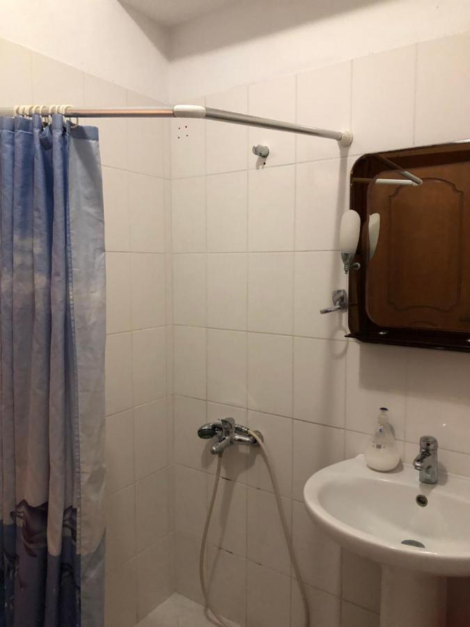 הימארה Center Hotel Pirro מראה חיצוני תמונה